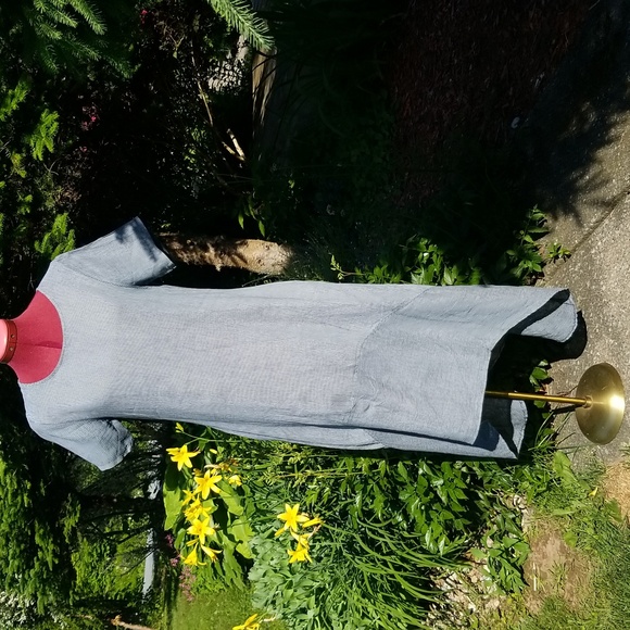 Flowy Linen Dress - Picture 3 of 16